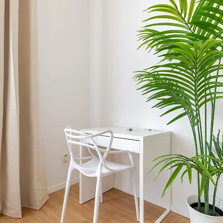 Sage Center Apartment
